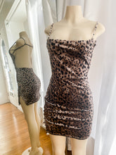 Load image into Gallery viewer, Kenia Mini Dress